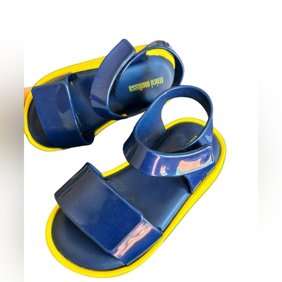 Mini Melissa Jump Jelly Sandal Hook & Loop Size 8 Scented - Picture 5 of 13